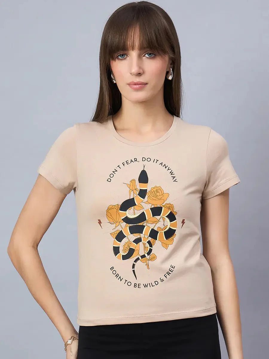 98degreenorth’s cotton tee features a minimal typography print for versatile daily wear—bold, wild & free message.
