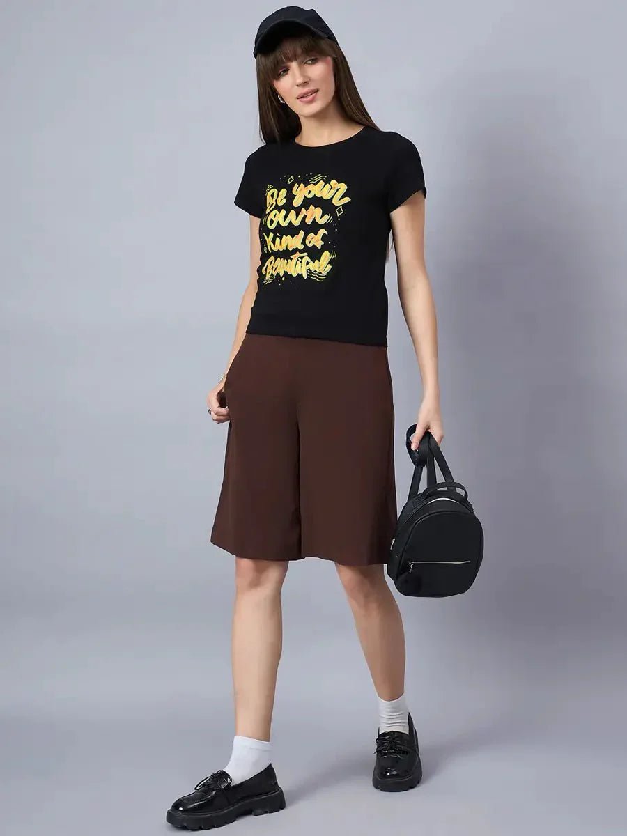 Round-neck cotton t-shirt with statement typography design for everyday looks