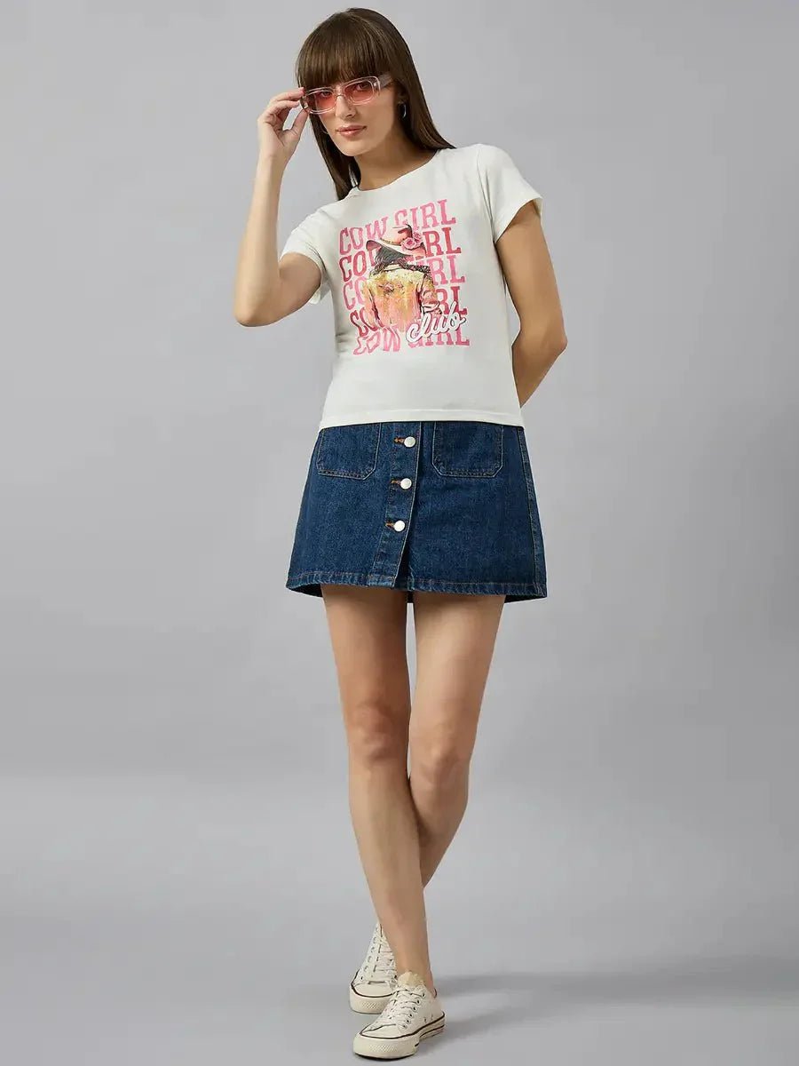 Round-neck typography printed t-shirt — easy to pair with jeans or joggers