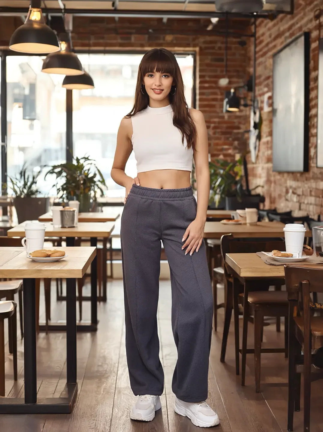 Women’s Straight Fit Fleece Sweatpants in Anthra – Streetwear Casual Essential