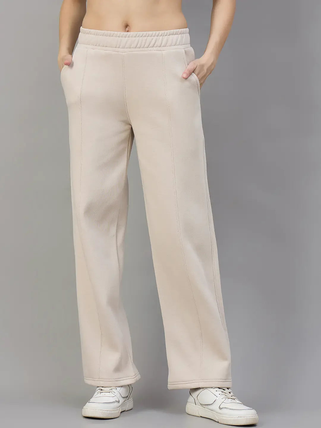Women’s Straight Fit Fleece Sweatpants in Beige – Soft Neutral Winter Lounge Wear