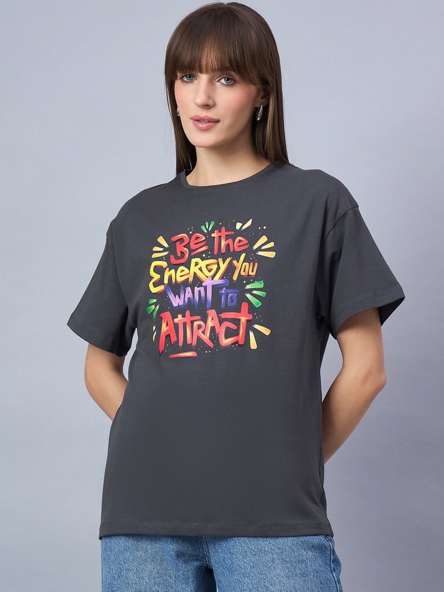 Round Neck Cotton T-shirt with Typography Print – Relaxed Drop Shoulder Fit