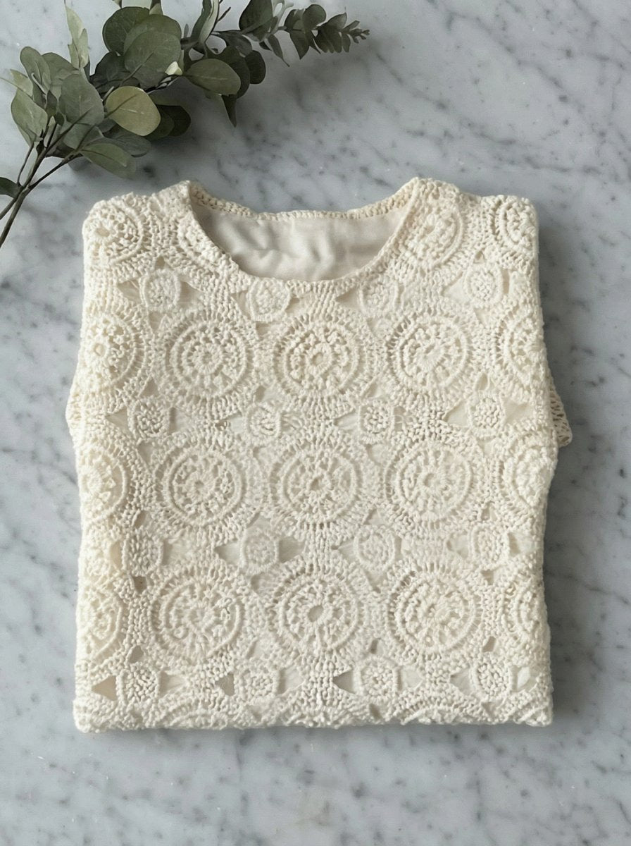 98degreenorth Women's Crochet Lace Crop Top in off white, short sleeves, scalloped hem—fashion India.