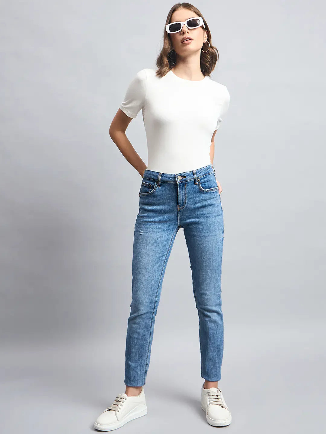 Women’s Off-White Round Neck Short Sleeve T-Shirt – Minimal Elegant Casual Western Wear for India